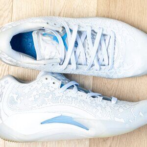 Nike Air Jordan Basketball Shoes White Ice Blue Men’s Size US 8.5 / EU 42 DR0675